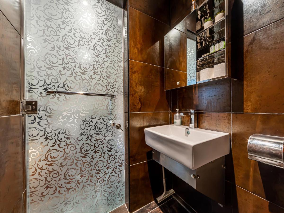 Pass The Keys West End Apartment Near Tottenham Court Road ลอนดอน ภายนอก รูปภาพ
