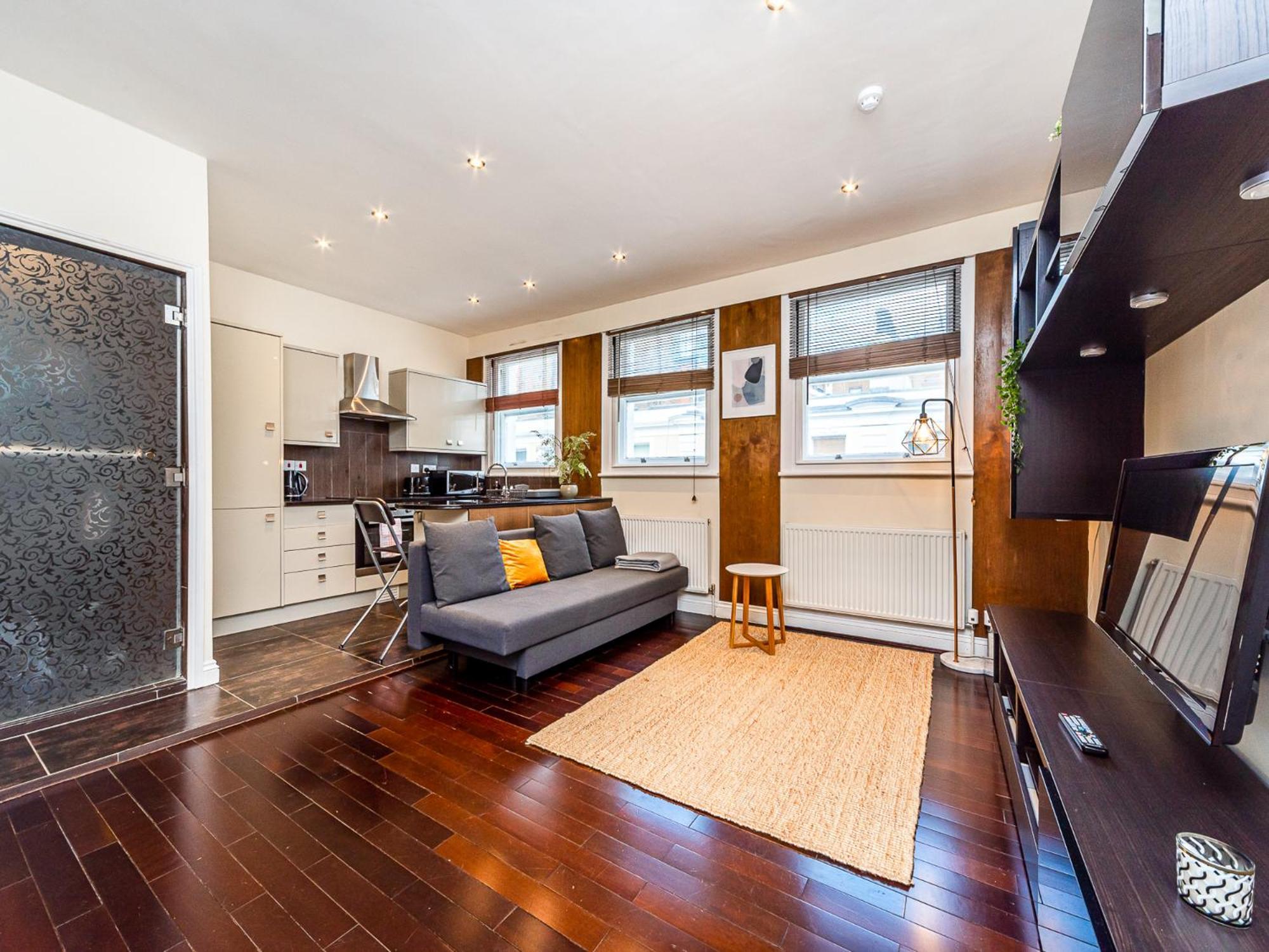 Pass The Keys West End Apartment Near Tottenham Court Road ลอนดอน ภายนอก รูปภาพ