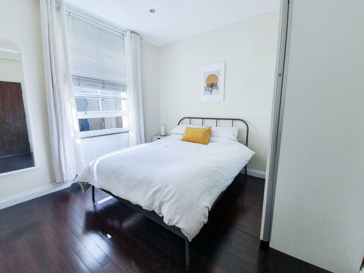 Pass The Keys West End Apartment Near Tottenham Court Road ลอนดอน ภายนอก รูปภาพ