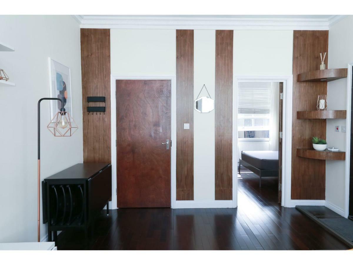 Pass The Keys West End Apartment Near Tottenham Court Road ลอนดอน ภายนอก รูปภาพ