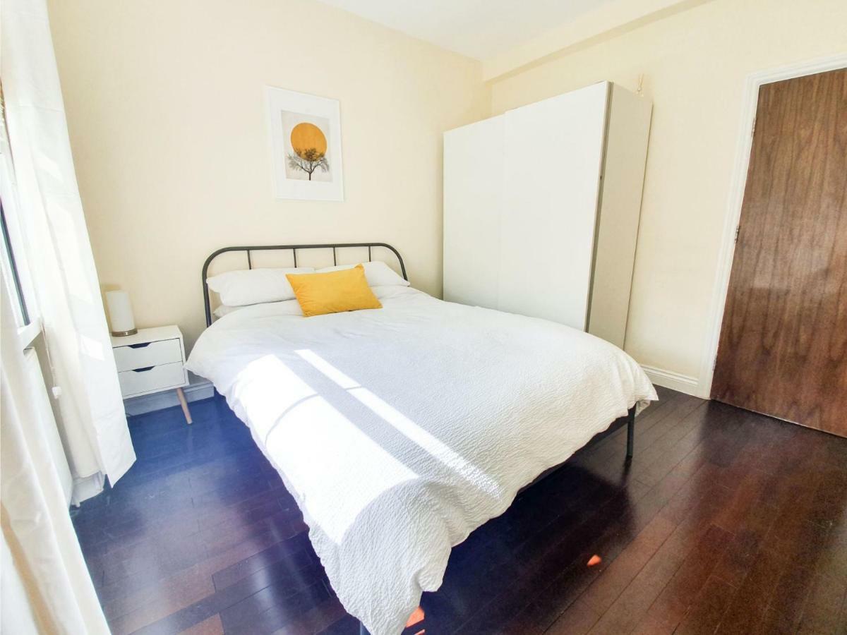 Pass The Keys West End Apartment Near Tottenham Court Road ลอนดอน ภายนอก รูปภาพ